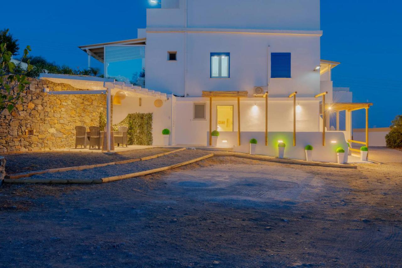 Endless Blue From Syros - Megas Gialos Resort - Suite 1 Ngoại thất bức ảnh