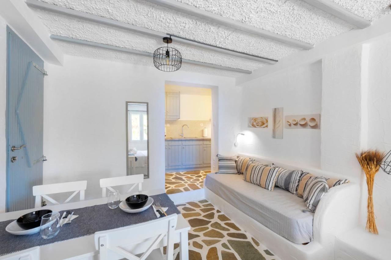 Endless Blue From Syros - Megas Gialos Resort - Suite 1 Ngoại thất bức ảnh